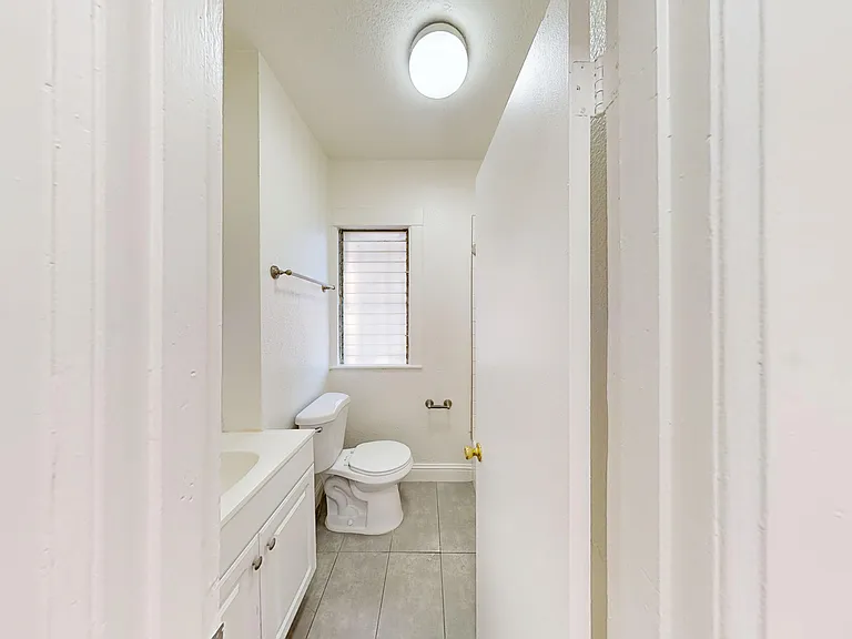 434 Leavenworth Street — Photo 5