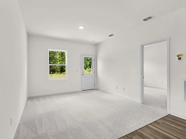 450 Castillo Dr — Photo 8