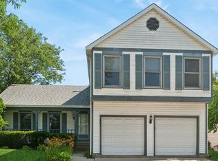 401 Gardenia Ln, Buffalo Grove, IL 60089