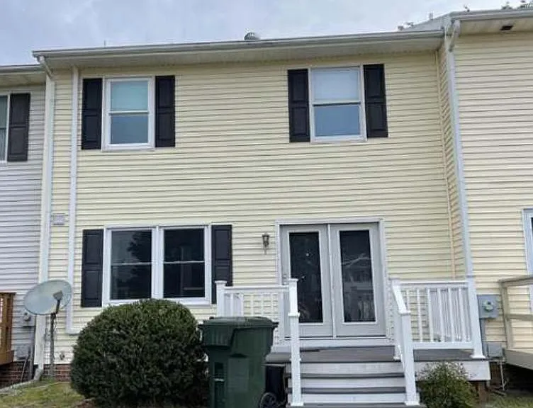 902 Tamarac Dr — Photo 14