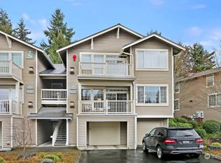 18562 NE 57th St, Redmond, WA