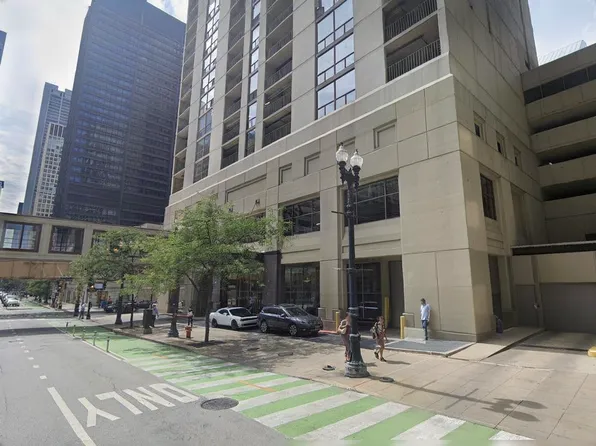 200 N Dearborn St, Chicago, IL