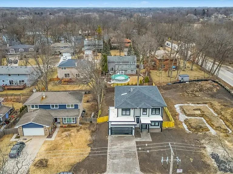 148 Oak St — Photo 40