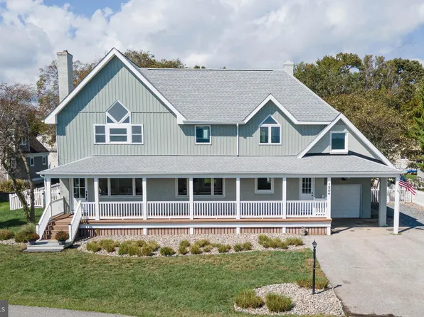 1304 Chesapeake Dr, Churchton, MD 20733