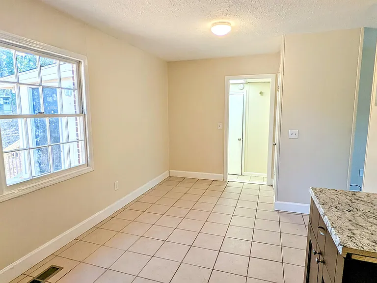 4446 Falcon Ct — Photo 9
