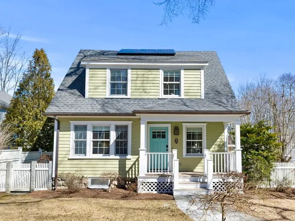 333 Thoreau St, Concord, MA 01742