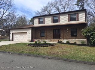 2201 Sweetwood Dr, Forked River, NJ 08731