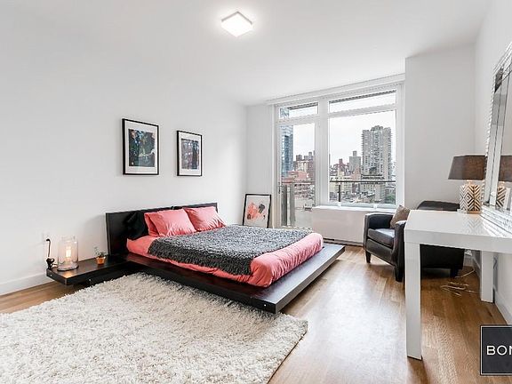 3rd image of 501 E 74th St APT 6E
