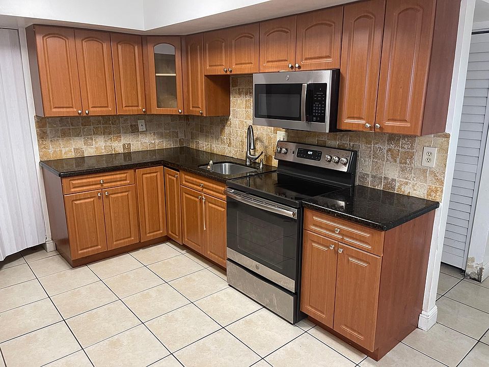 1st image of 8775 Park Blvd APT 307