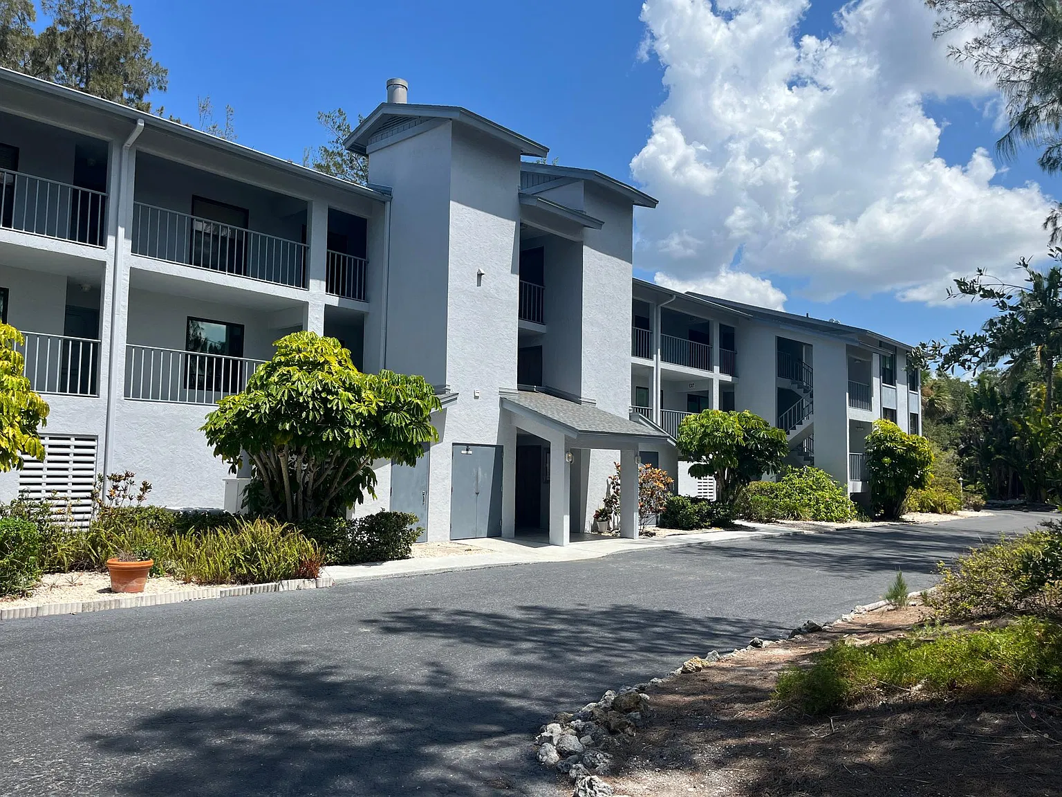 Peacock Rd, Sarasota — Photo 2