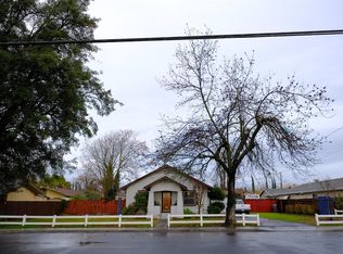 445 Davitt Ave, Oakdale, CA 95361