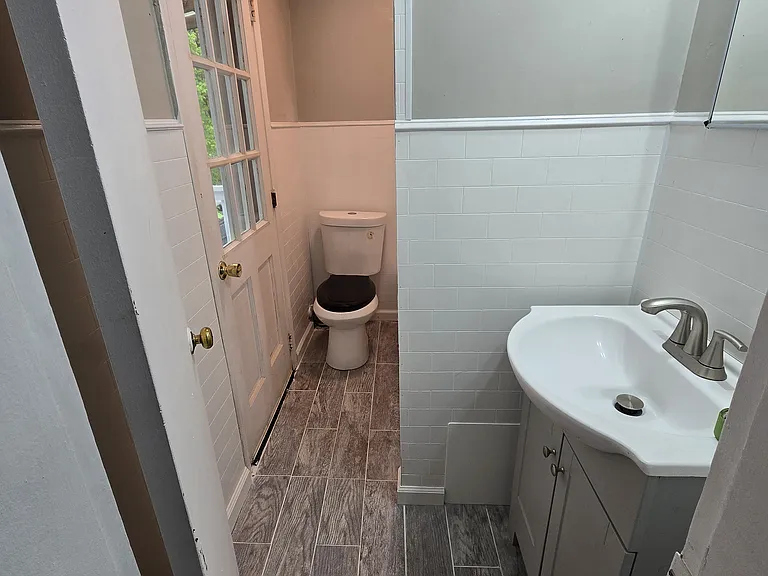 95 Pleasant St #2 — Photo 13