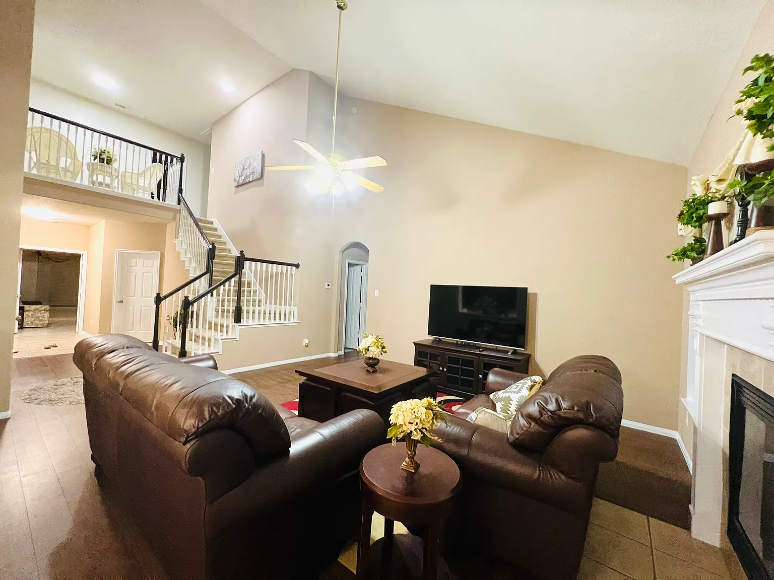 4 bed, 2.5 bath, 2897 sqft, $3,000 — Photo 4