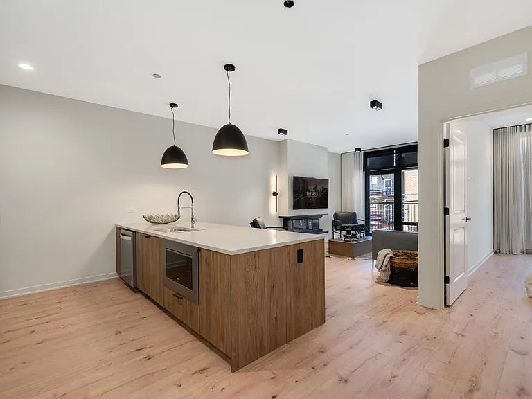 1257 N Ashland Ave #204 — Photo 6