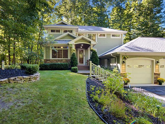 5th image of 1299 Cedar Dr