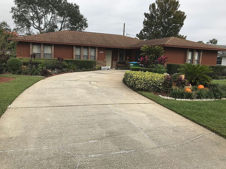 1st image of 1363 Woodbine Ave