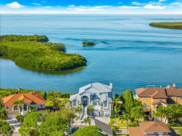 2059 N Pointe Alexis Dr, Tarpon Springs, FL 34689