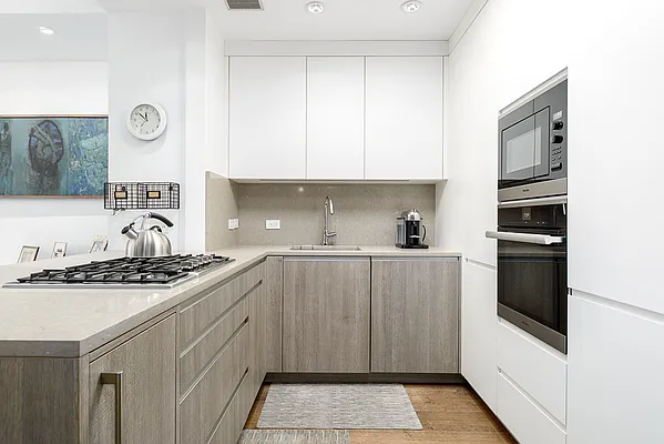Rented by Keller Williams NYC | media 3