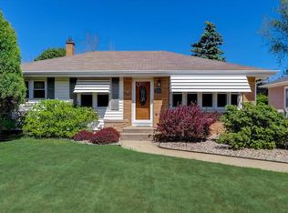 3201 N Main St, Racine, WI 53402