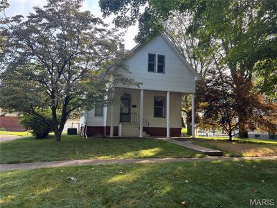 315 S Pine St, Nokomis, IL, 62075