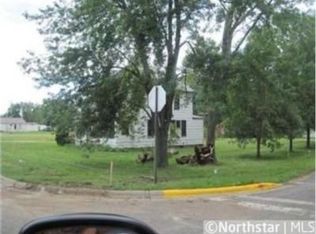 209 Main St W, Isanti, MN 55040