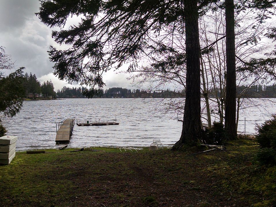 1st image of 250 W Nahwatzel Beach Dr