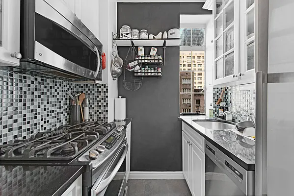 Rented by McDonagh Real Estate | media 23