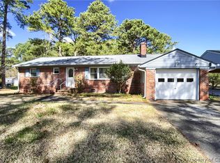 611 Ship Point Rd, Yorktown, VA 23692