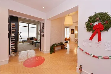 Rented by Sumitomo Real Estate Sales