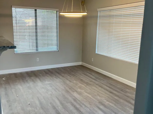 4760 E Goldfinch Gate Ln, Phoenix, AZ 85044