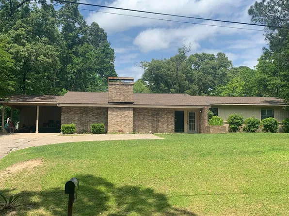301 Chapman St, Andalusia, AL 36420