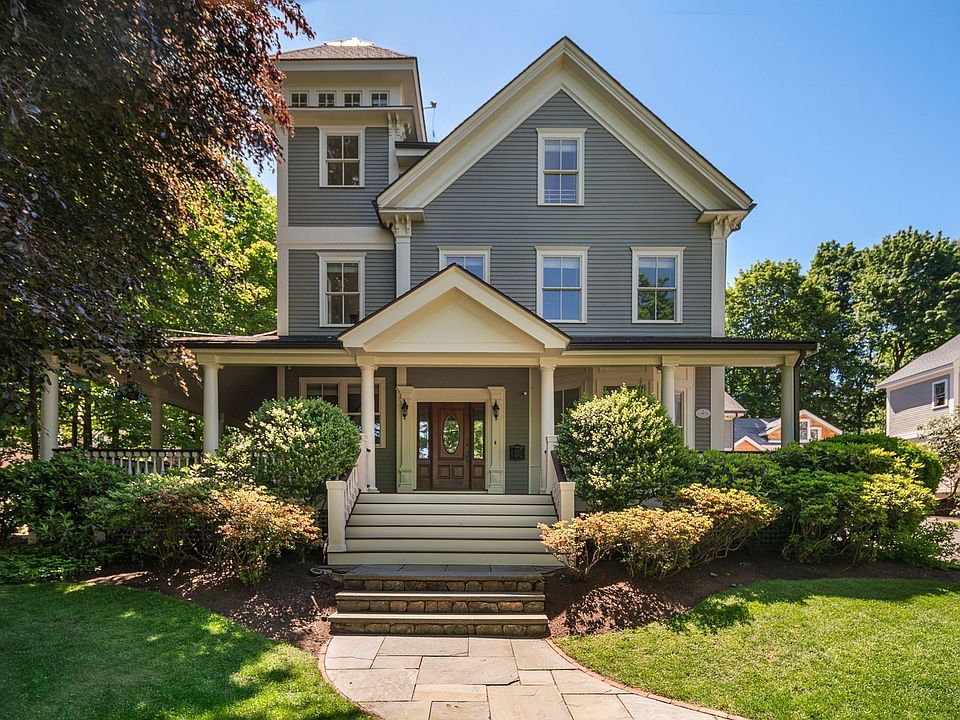 1st image of 14 Winthrop St