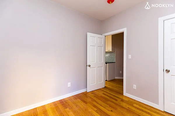 Rented by Nooklyn NYC LLC | media 8