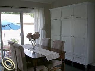 5th image of 1742 Cresthill Ave