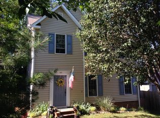 102 Kronos Ln, Cary, NC 27513