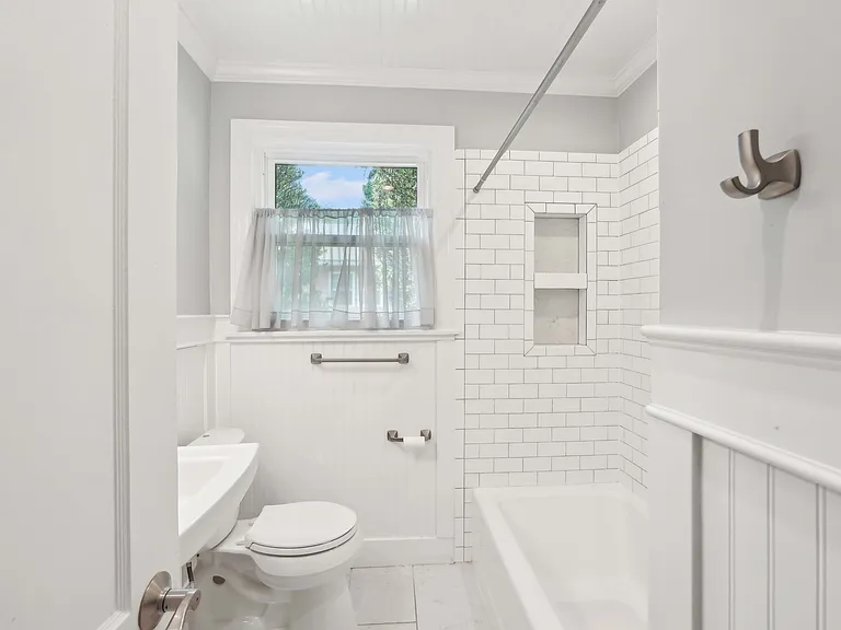 4800 Doris Ave — Photo 10
