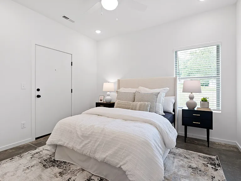 121 Fern Ave — Photo 8