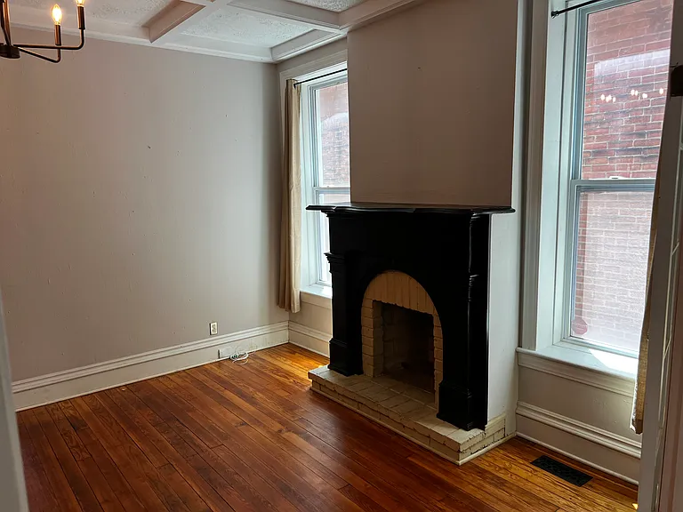 3308 Illinois Ave — Photo 4