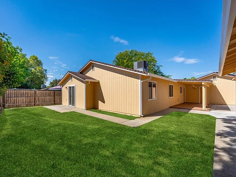 2863 Sandstone Dr — Photo 41