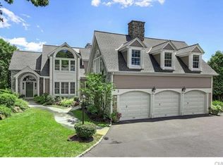 3 Jenifer Ln, Cos Cob, CT 06807