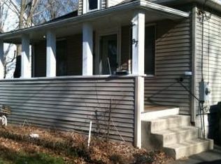 97 Denver St, Springfield, MA 01109