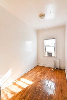 Rented by The Agency | media 4