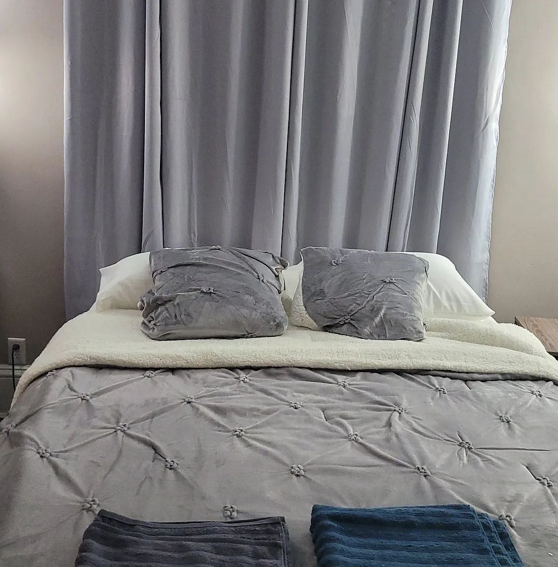 Fully furnished with utilities included for this cozy Studio Apartment in downtown Lansing! — Photo 3