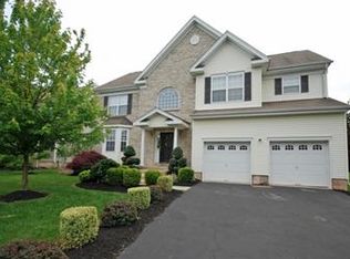 40 Treetops Cir, Princeton, NJ 08540