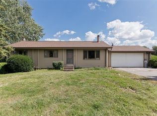 500 Heather Ct, Marion, IA 52302