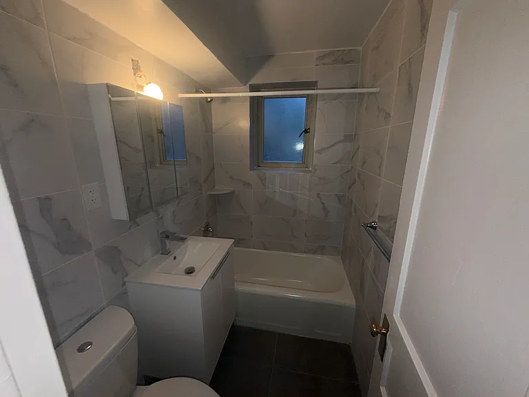 67-02 198th St #3G — Photo 4