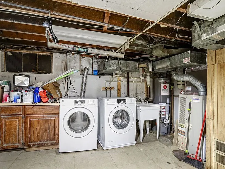 3351 Clay St NE — Photo 31