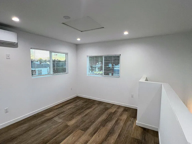 6731 Amigo Ave — Photo 9
