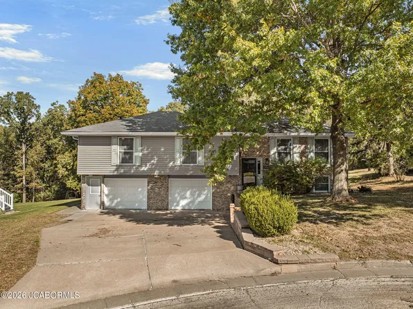 2904 Fairview Cir, Jefferson City, MO 65109