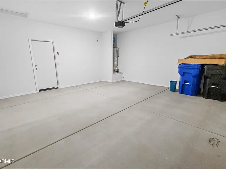 18351 W Hackamore Dr — Photo 13